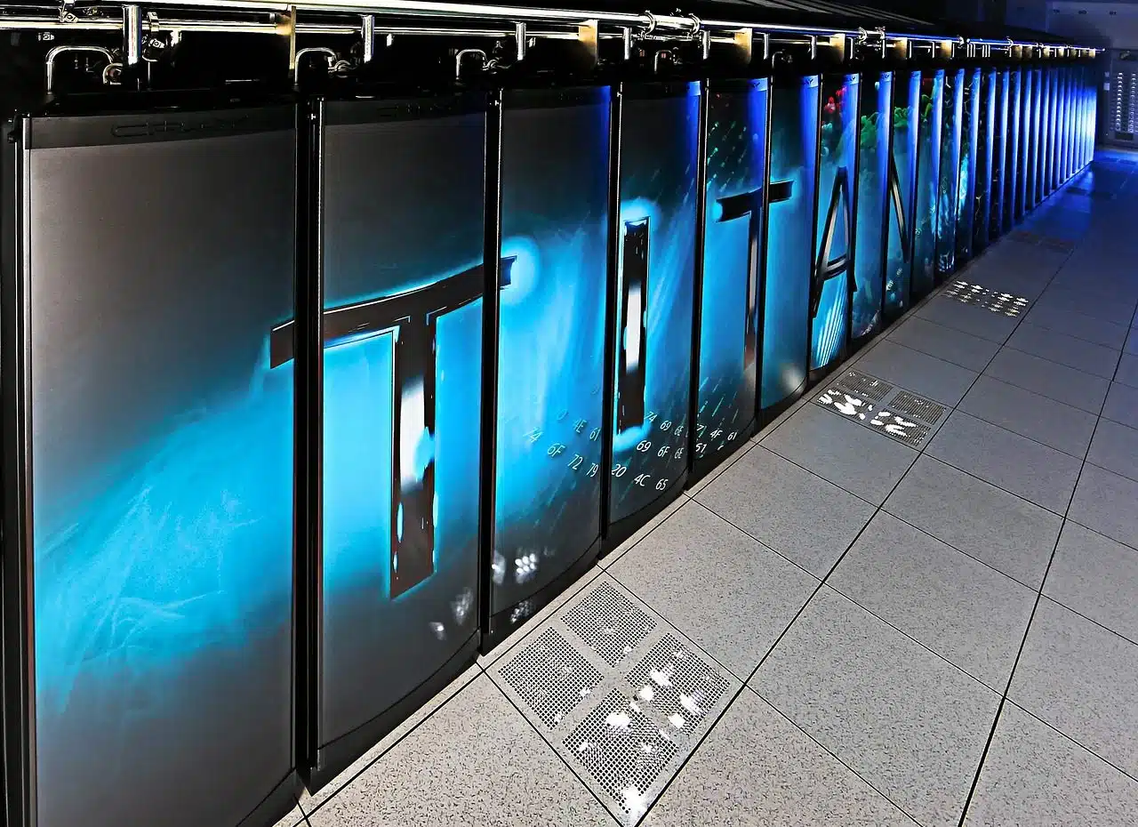 Supercomputer