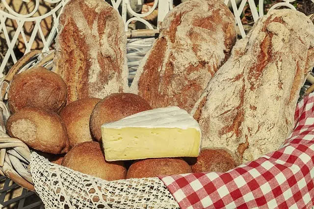 Fresh cheese in bread basket