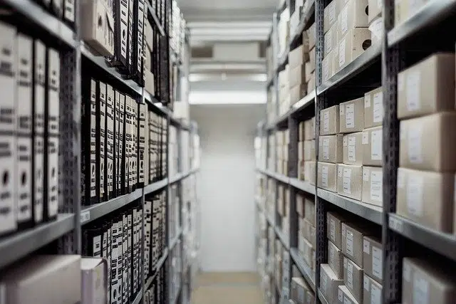 Shelves of a physical file