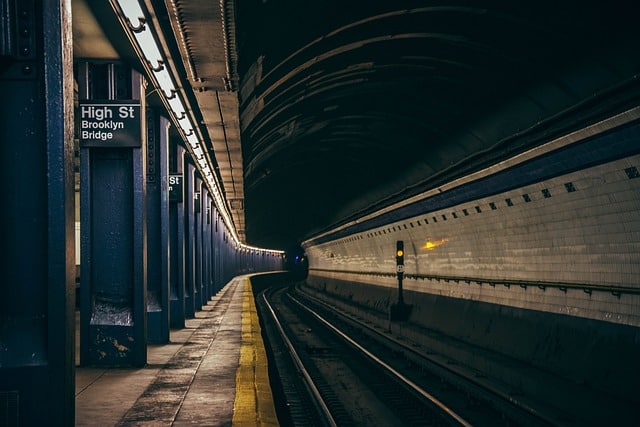 subway platform