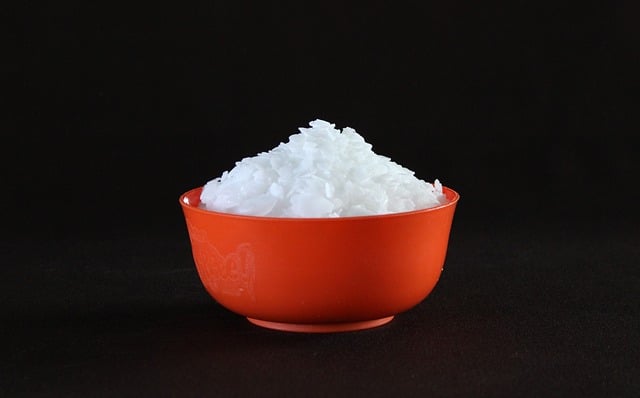 Bowl with caustic soda