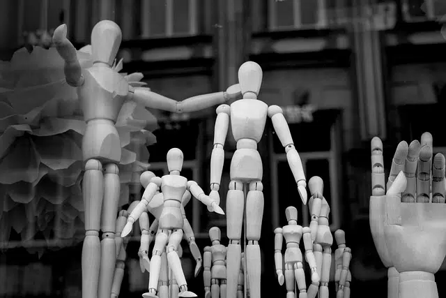 Wooden human figures