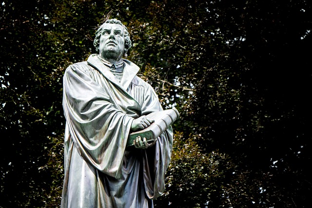 Martin Luther sculpture