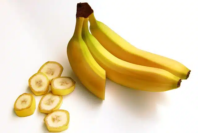 Banana bunch and slices