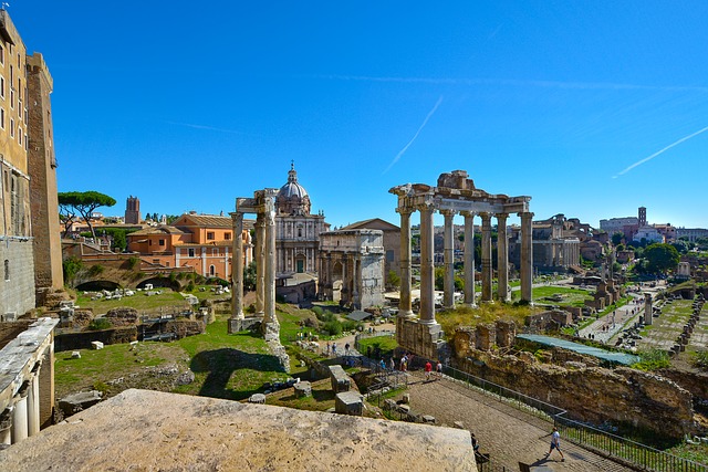 Roman Empire cubicle