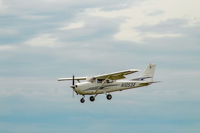 Cessna 172 light aircraft