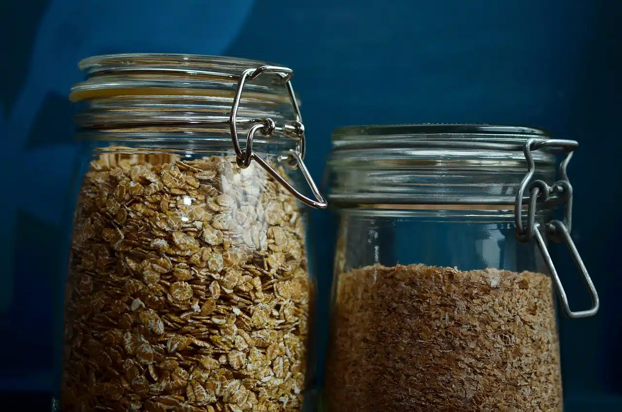 Oat flakes in glass jars