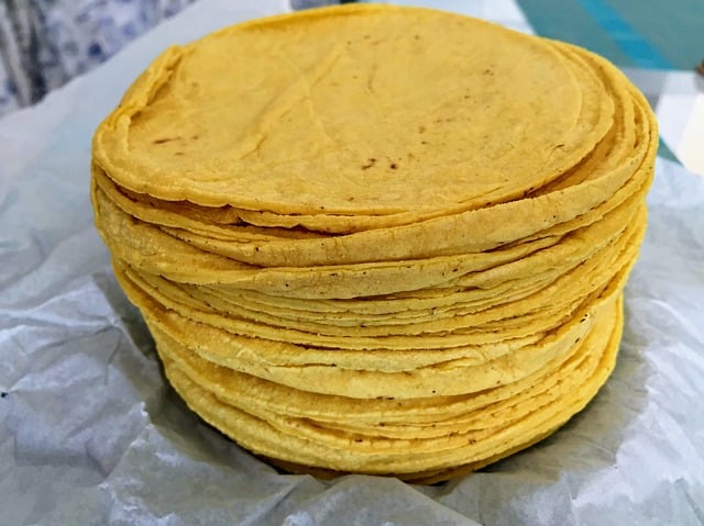 Wire corn tortillas