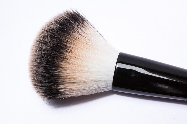 makeup brush