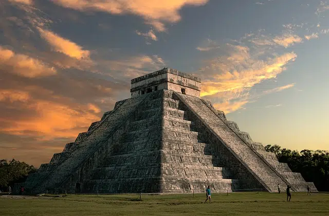 Mayan pyramid