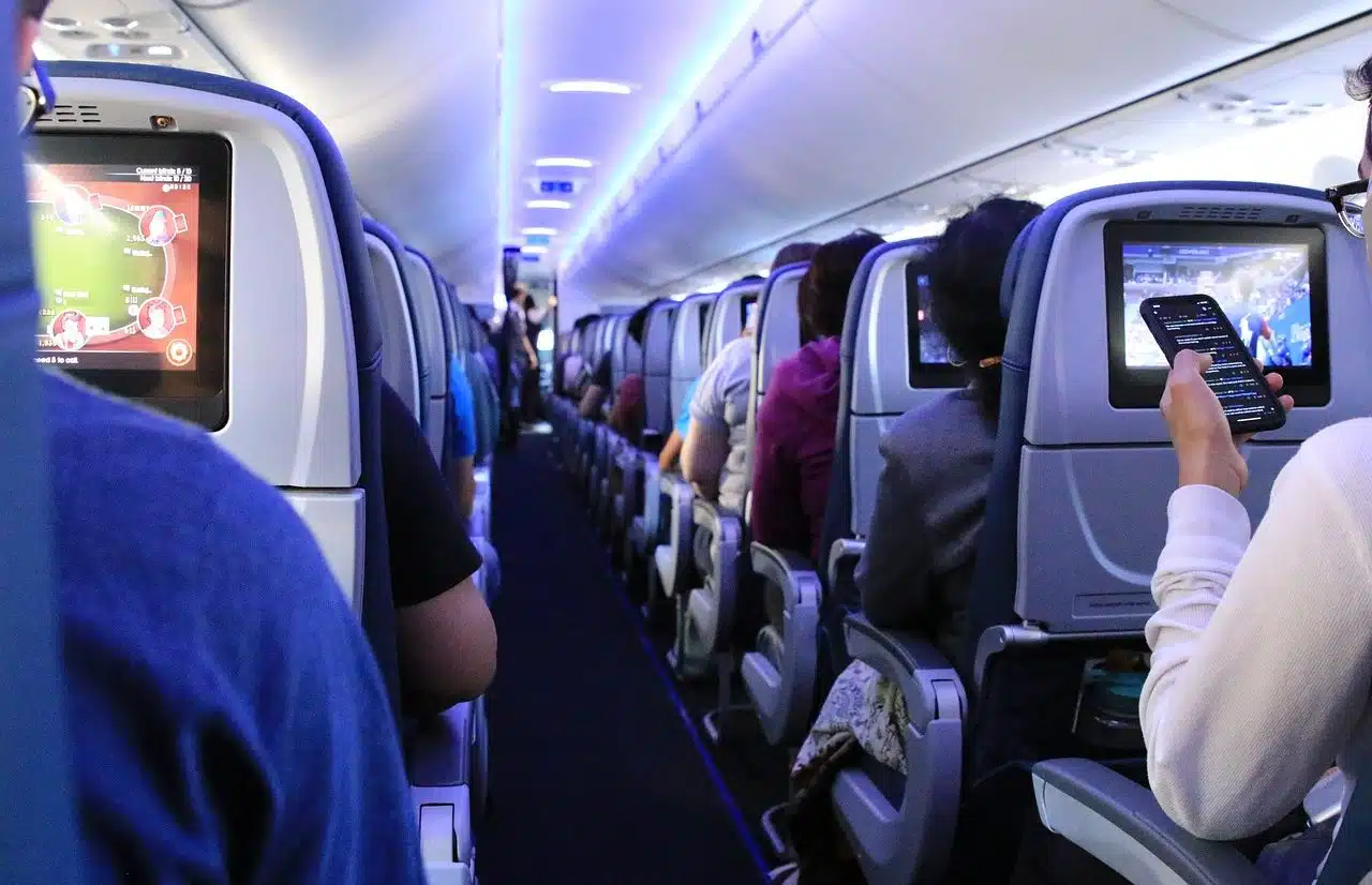 Airplane cabin with passengers